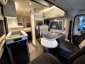 HYMER ERIBA HYMERCAR Free Blue Evolution 540 Backrack+Luftfeder+AHK