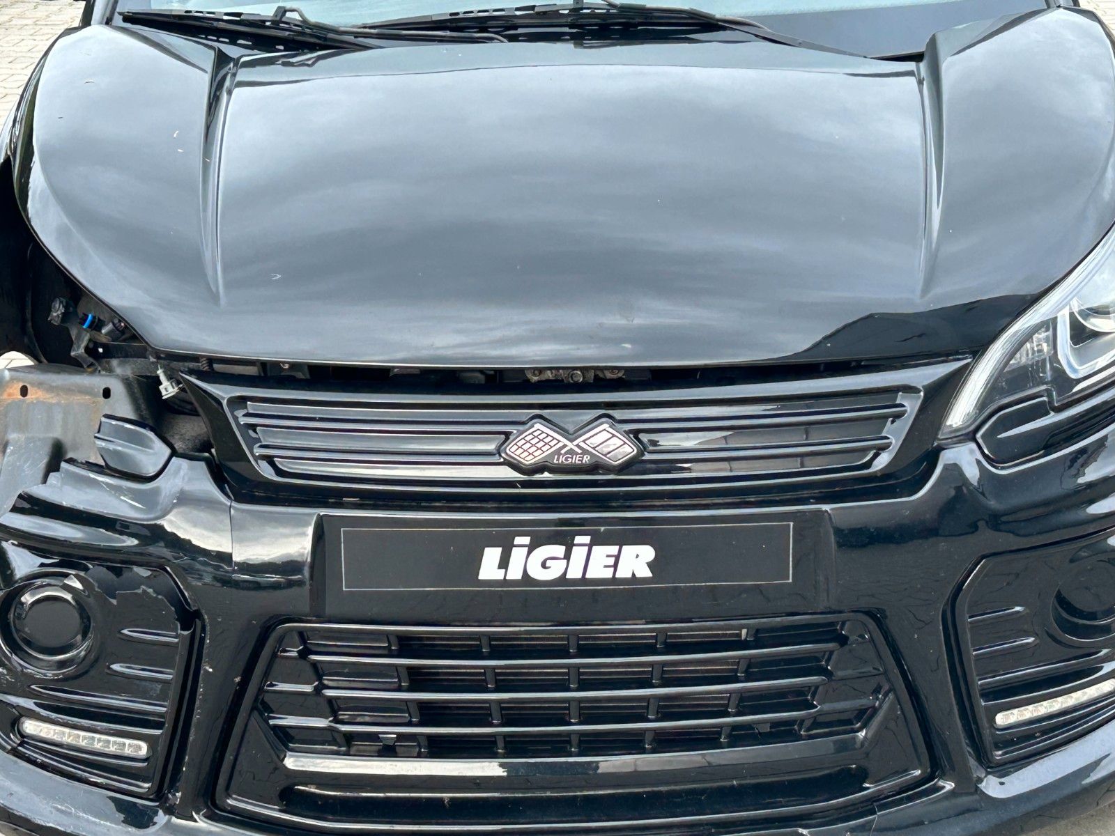 Fahrzeugabbildung Ligier JS 50 Sport Unfall