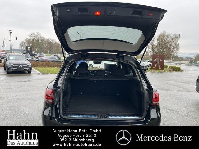 Fahrzeugabbildung Mercedes-Benz GLC 220 d 4M NIGHT/LED/AHK/KAM./NAVI/EL.HECKKL./