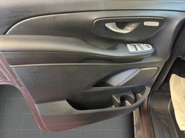 Mercedes V 250 - 10