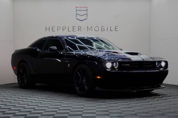 Dodge Challenger - 9