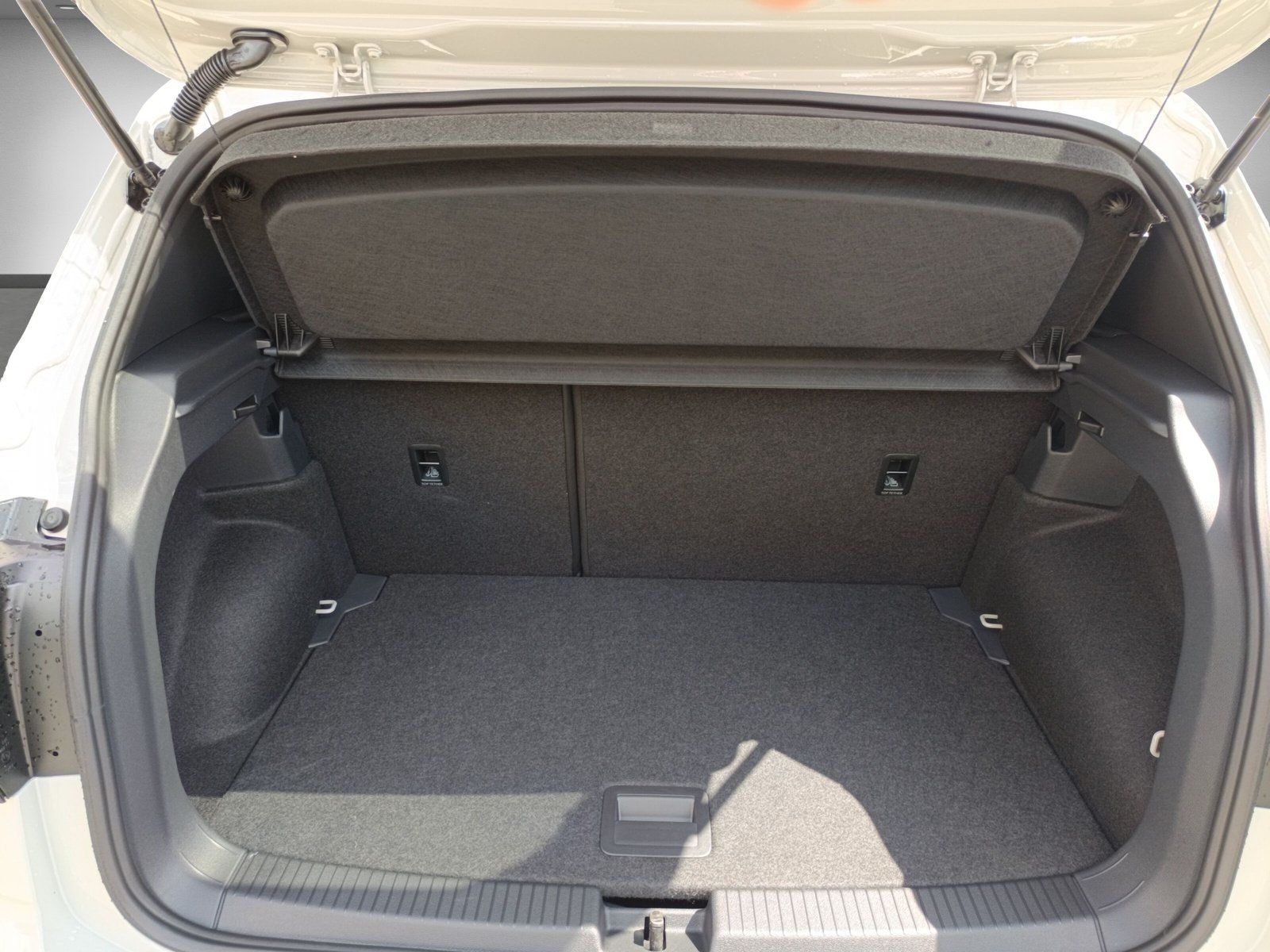 Volkswagen T-Cross - Bild 14