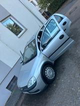 Opel Corsa 1.2 Comfort Neuer TÜV bis 2028 - Opel Corsa aus 2001: Comfort