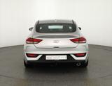 Hyundai i30 Fastback 1.4 T-GDI Aut. LED Navi Kamera AHK - Hyundai i30 mit Benzin-Antrieb: 1.4