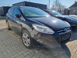 Ford Focus Trend 1.6 Ti-VCT  AHK Klima beh.FS PDC - Ford Focus aus 2011: Trend