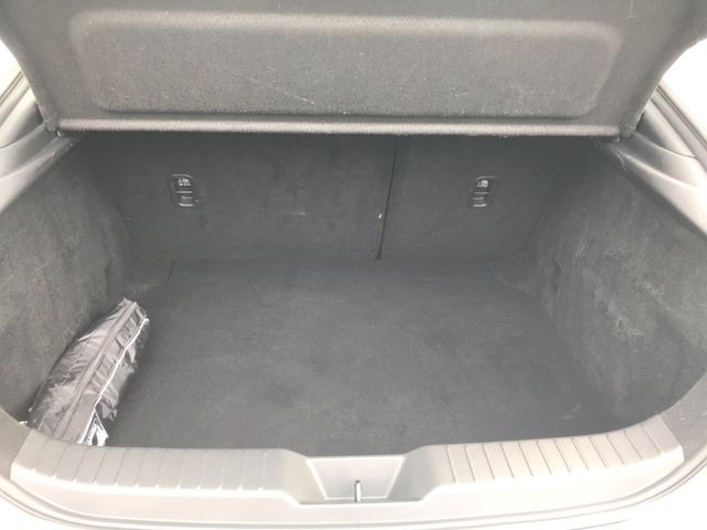 Mazda 3 Lim. 5-trg. Centre-Line