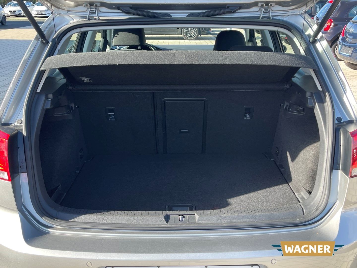 Fahrzeugabbildung Volkswagen Golf VII Comfortline BMT Klimaautomatik