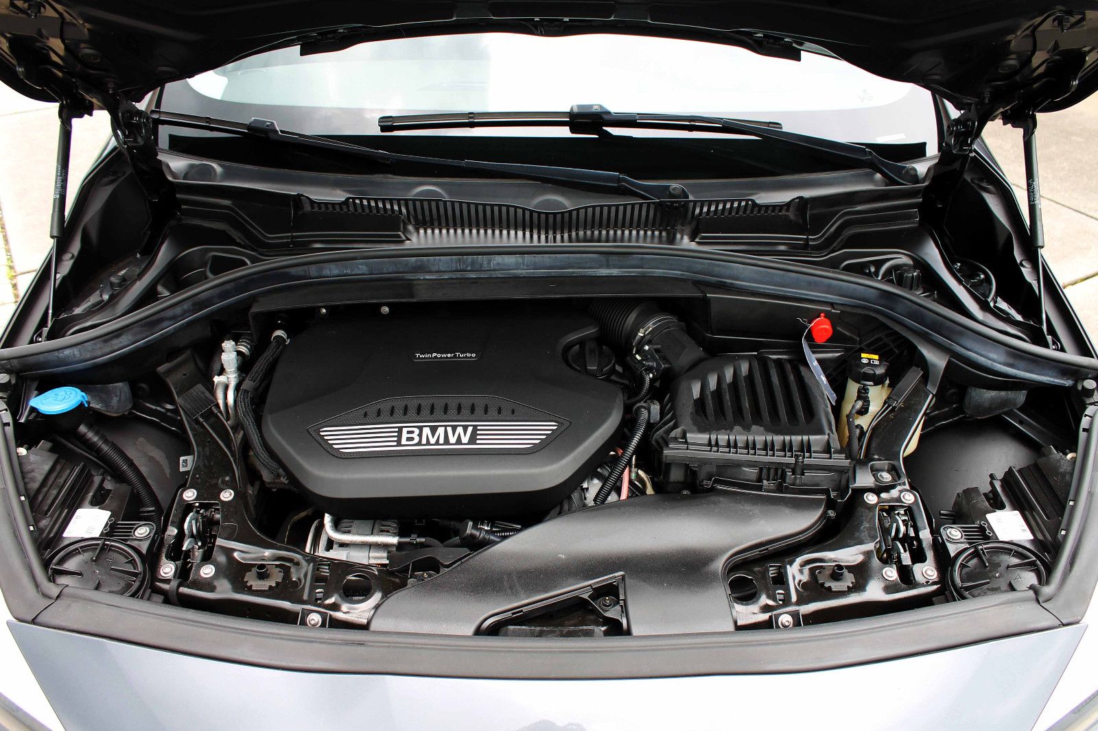 Fahrzeugabbildung BMW 216d Gran Tourer Steptr. HUD NAV ACC KAM PDC BT