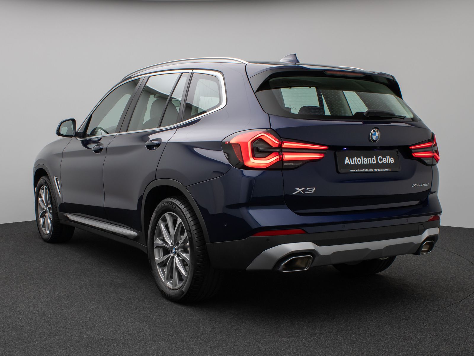 Fahrzeugabbildung BMW X3 xD20d Kamera DAB HiFi Lenkrhz AHK Alarm Sport