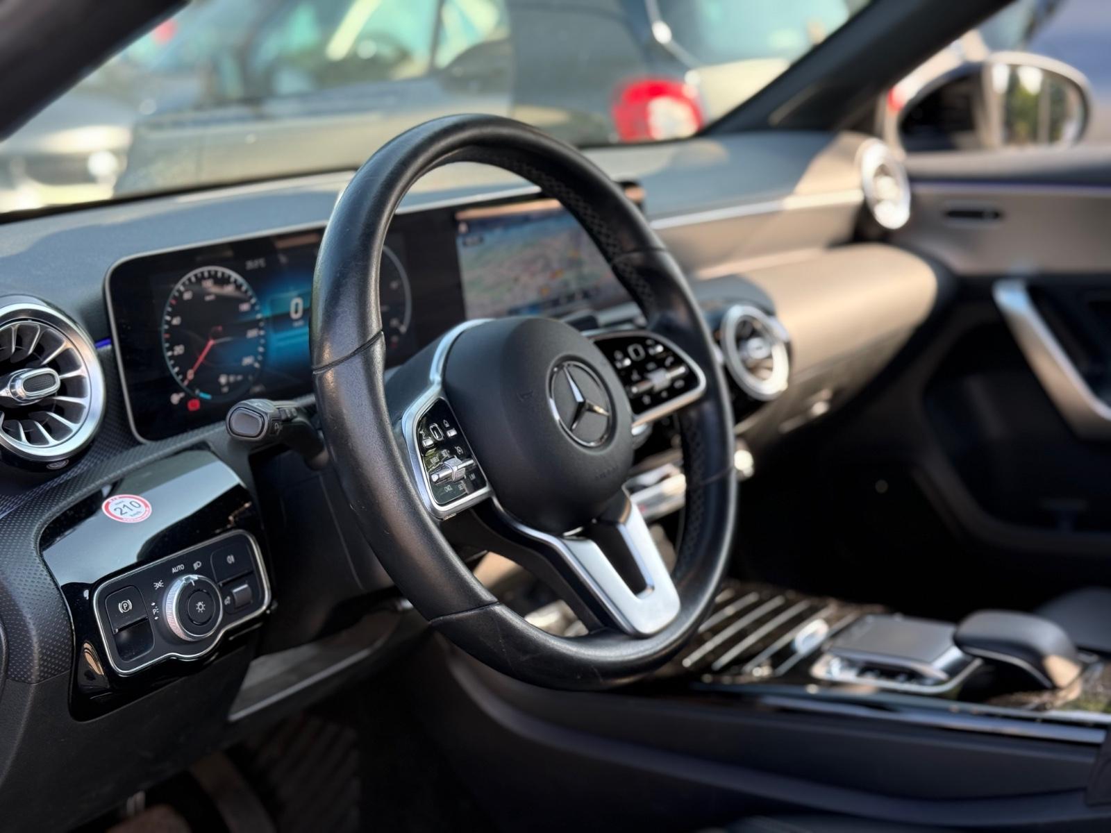 Mercedes-Benz 180 A180 AUTOMATIK*LED*AMBIENTE*SOUNDSYSTEM*, миниатюра 24
