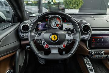 صورة مصغرة 12 لـ 2018 Ferrari GTC4LUSSO