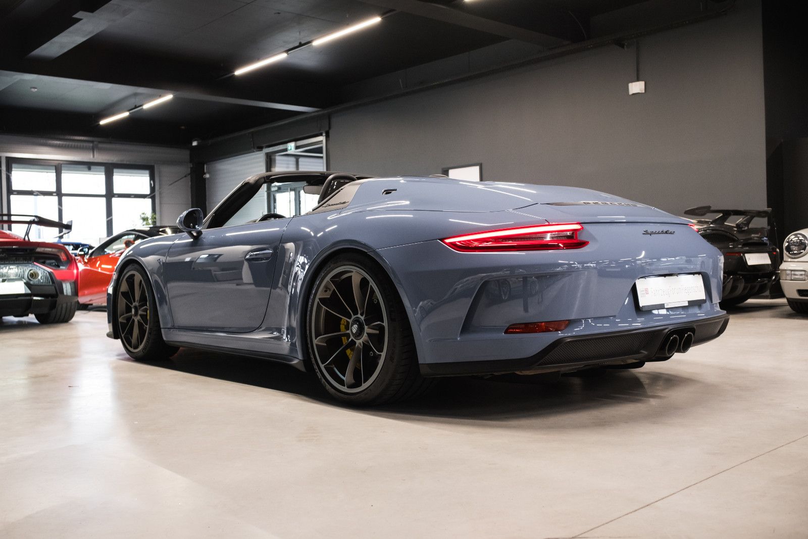 Fahrzeugabbildung Porsche 991/911 Speedster-PTS Aetnablau-Lift-DAB-Kamera