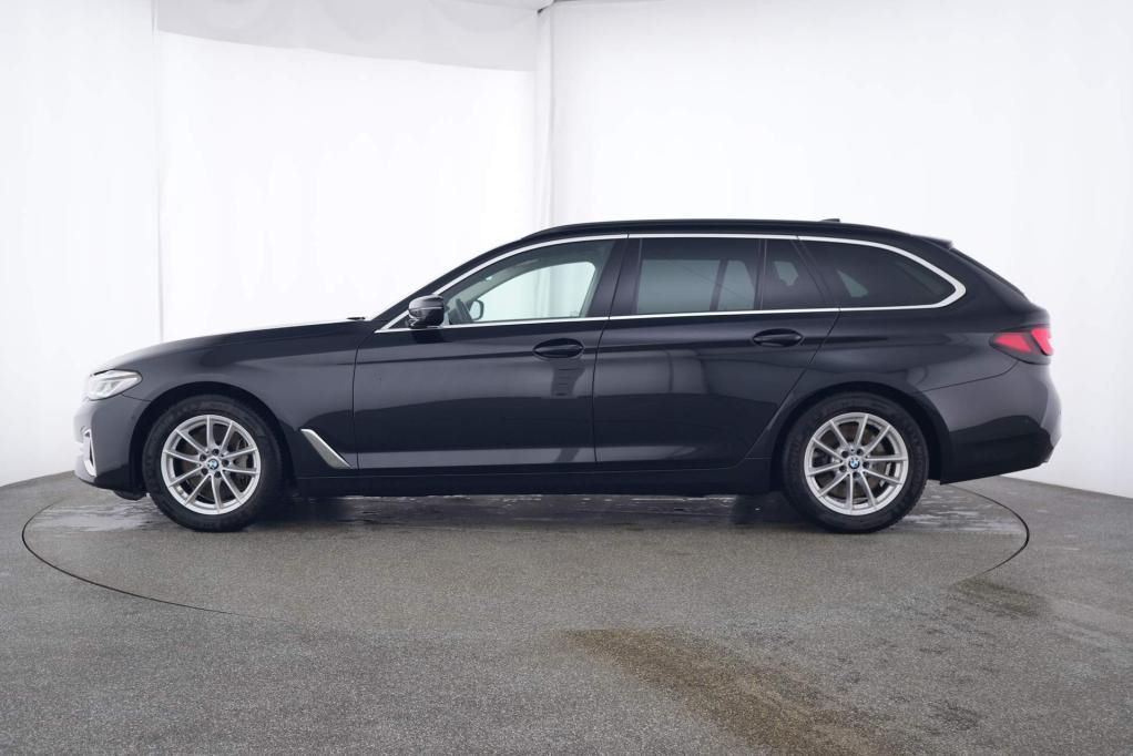 BMW 530 d Touring xDrive 3.0 Steptronic Pano*AHK*Led