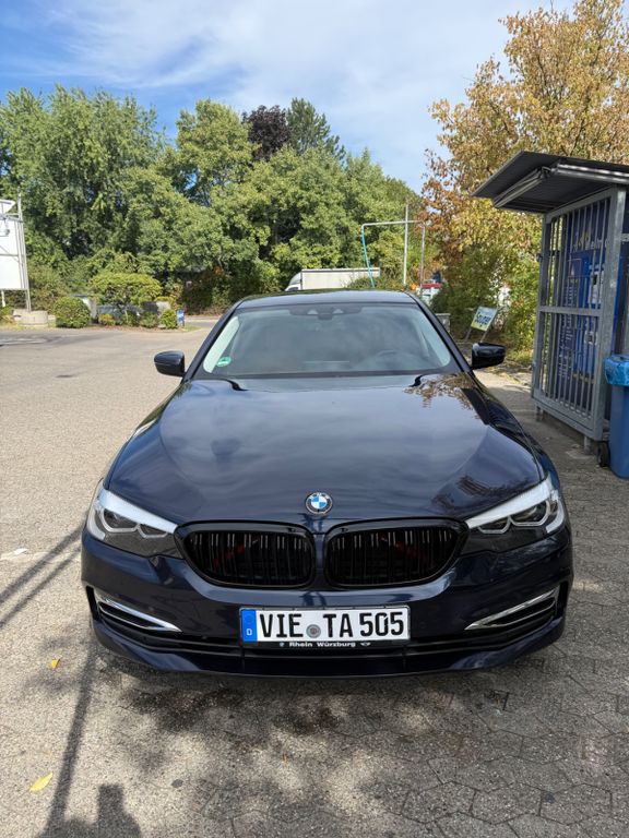 Image of BMW 530