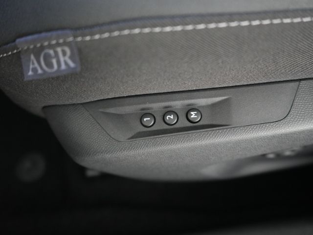 Astra L ST ULTIMATE AT+AHK+NAVI+LED MATRIX+360 G