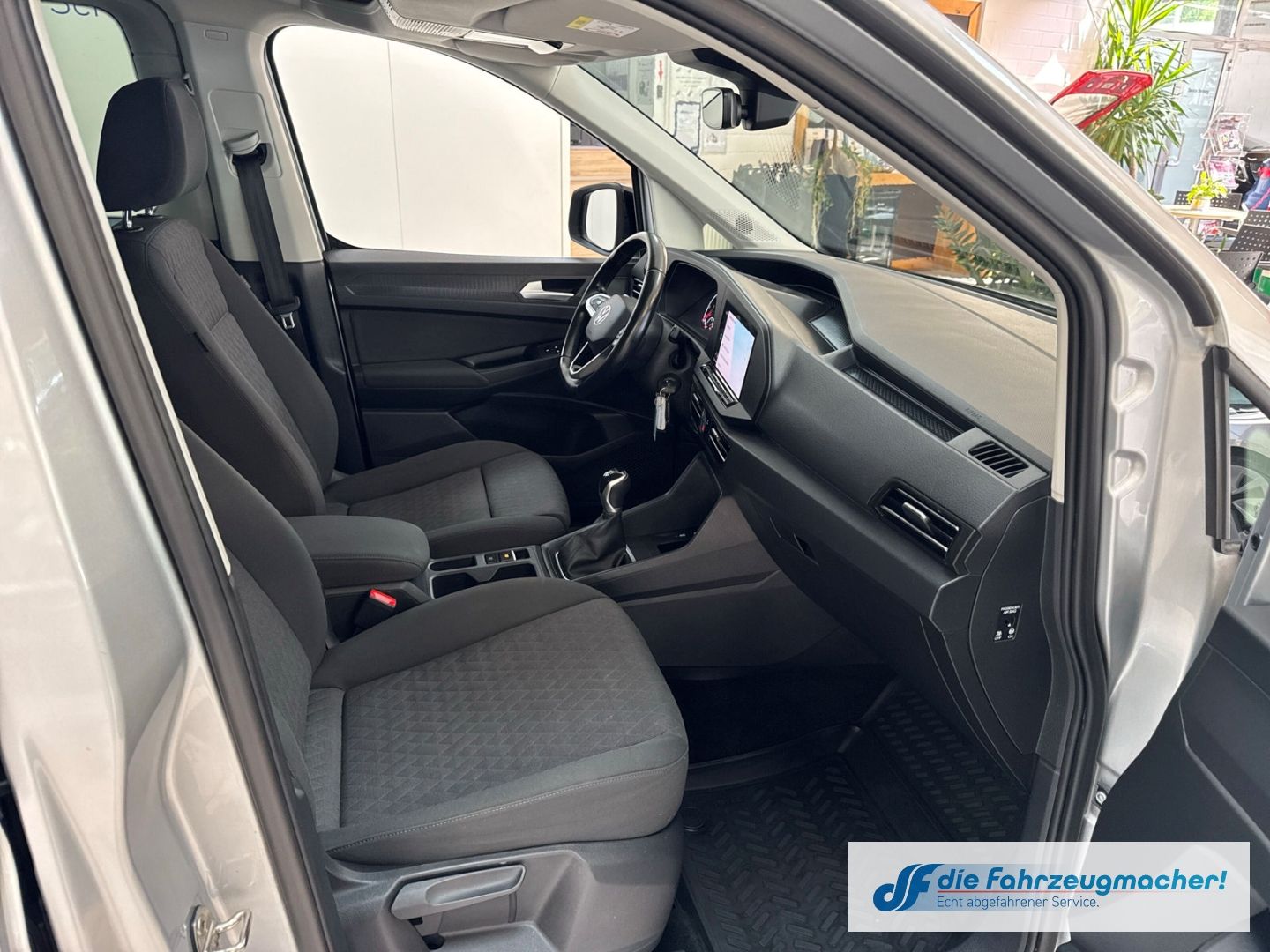 Fahrzeugabbildung Volkswagen Caddy Life Maxi 2.0 TDI EU6d AHK  *EXPORT