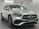 Mercedes-Benz GLA 180 AMG Sportpaket Widescreen Kamera - silberne Mercedes-Benz GLA 180