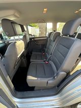 Volkswagen Touran 1.4 TGI BlueMotion Comfortline Comfor... - Volkswagen Touran mit CNG-Antrieb: Kleinbus