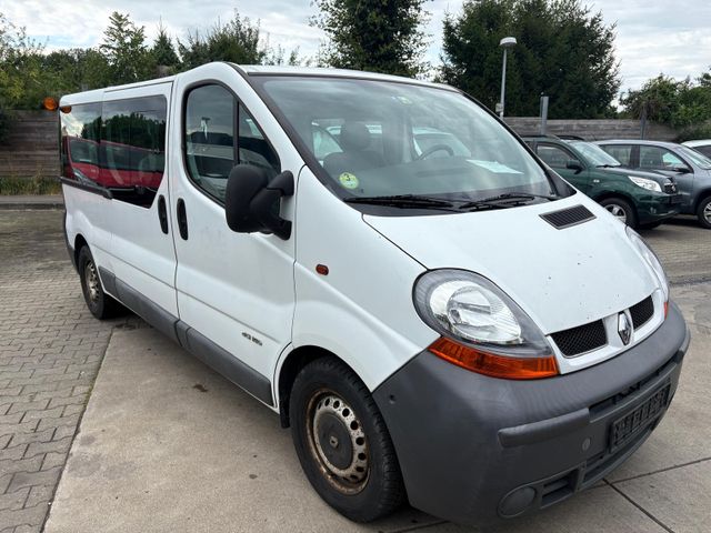 Renault Trafic lang 9 sitzer