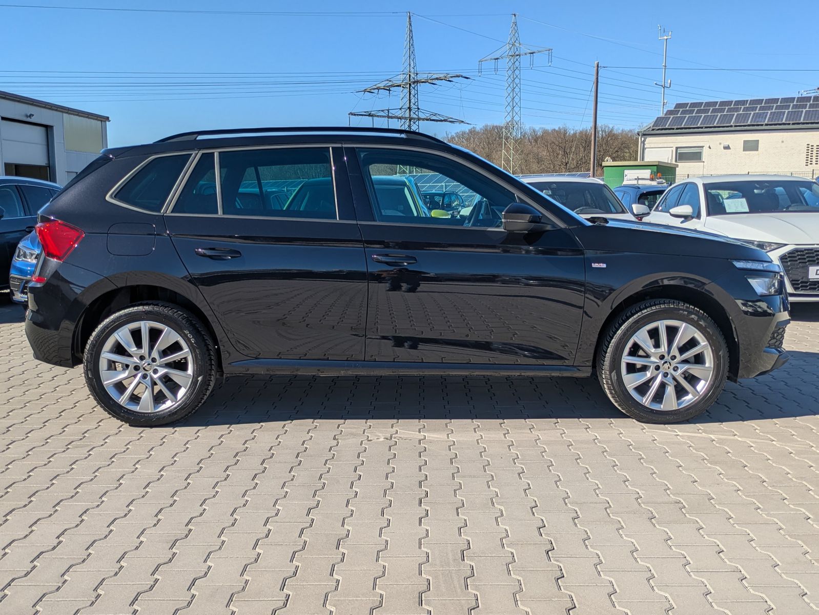 Fahrzeugabbildung SKODA Kamiq 1.0 TSI Tour DSG LED*PANO*SMART LINK*CAM