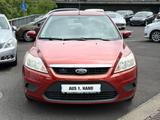 Ford Focus Lim. Style 1.8 TüvNeu Service Neu 90.000KM - Ford Focus aus 2009: Se