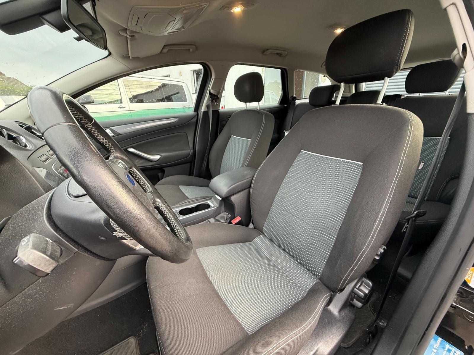 Ford Mondeo 2012 — photo 12