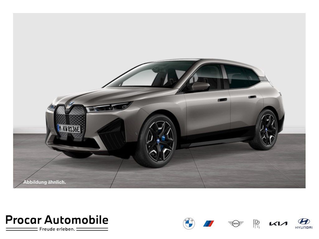 BMW iX xDrive40 M-Sport Aut Nav Laser h&amp;k Pano AHK