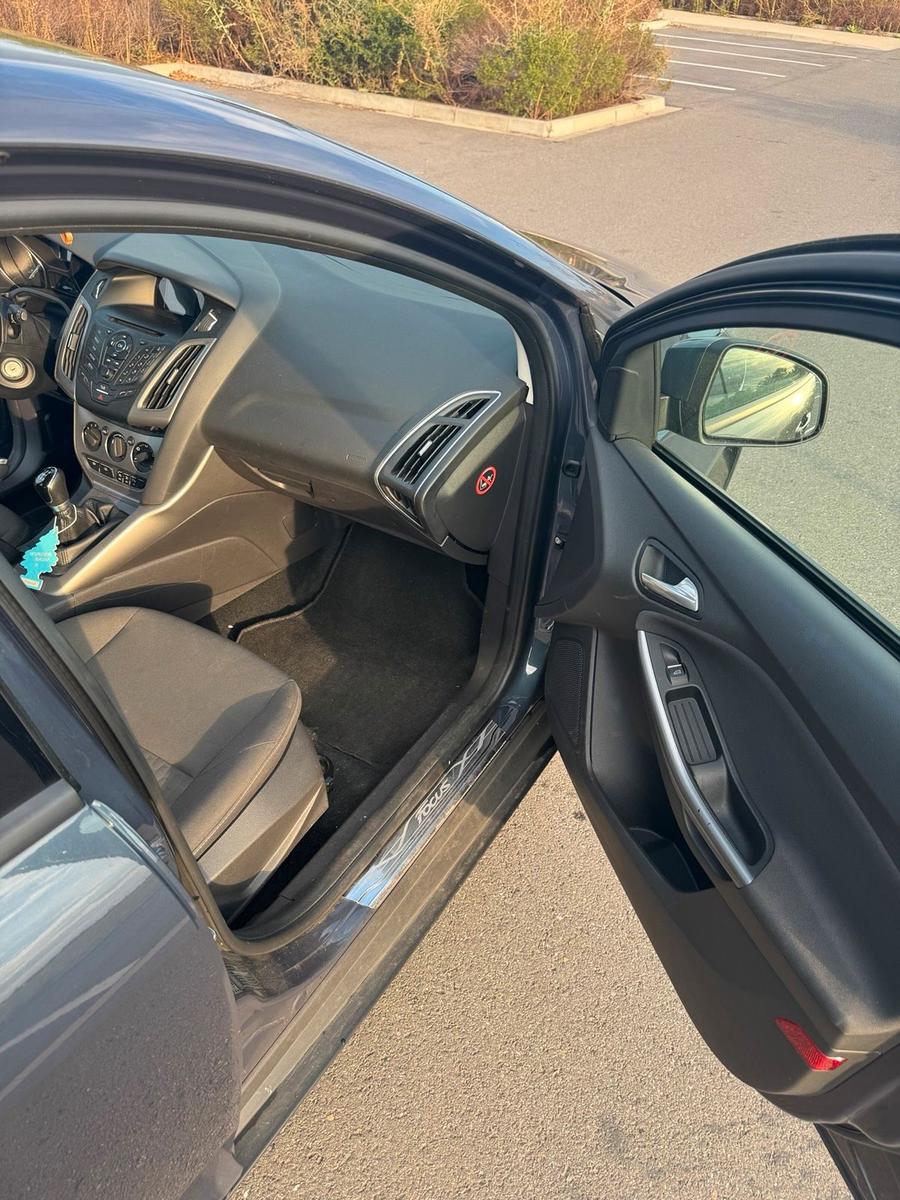 Ford Focus 2014 — photo 6