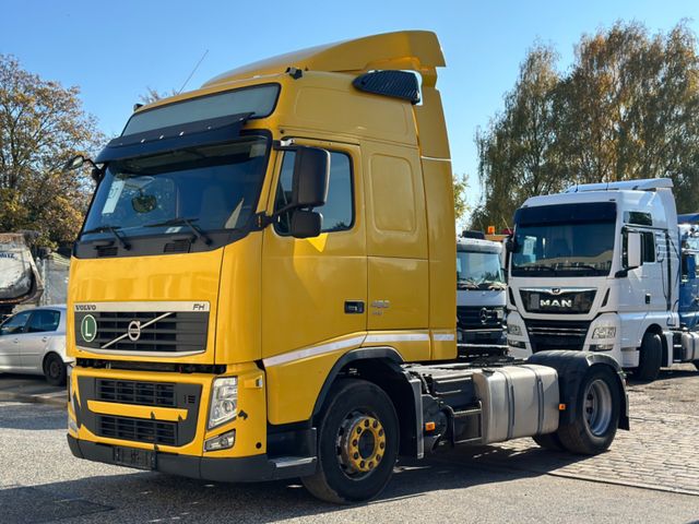 Volvo FH 460 Globetrotter Doppeltank /Retarder / Klima