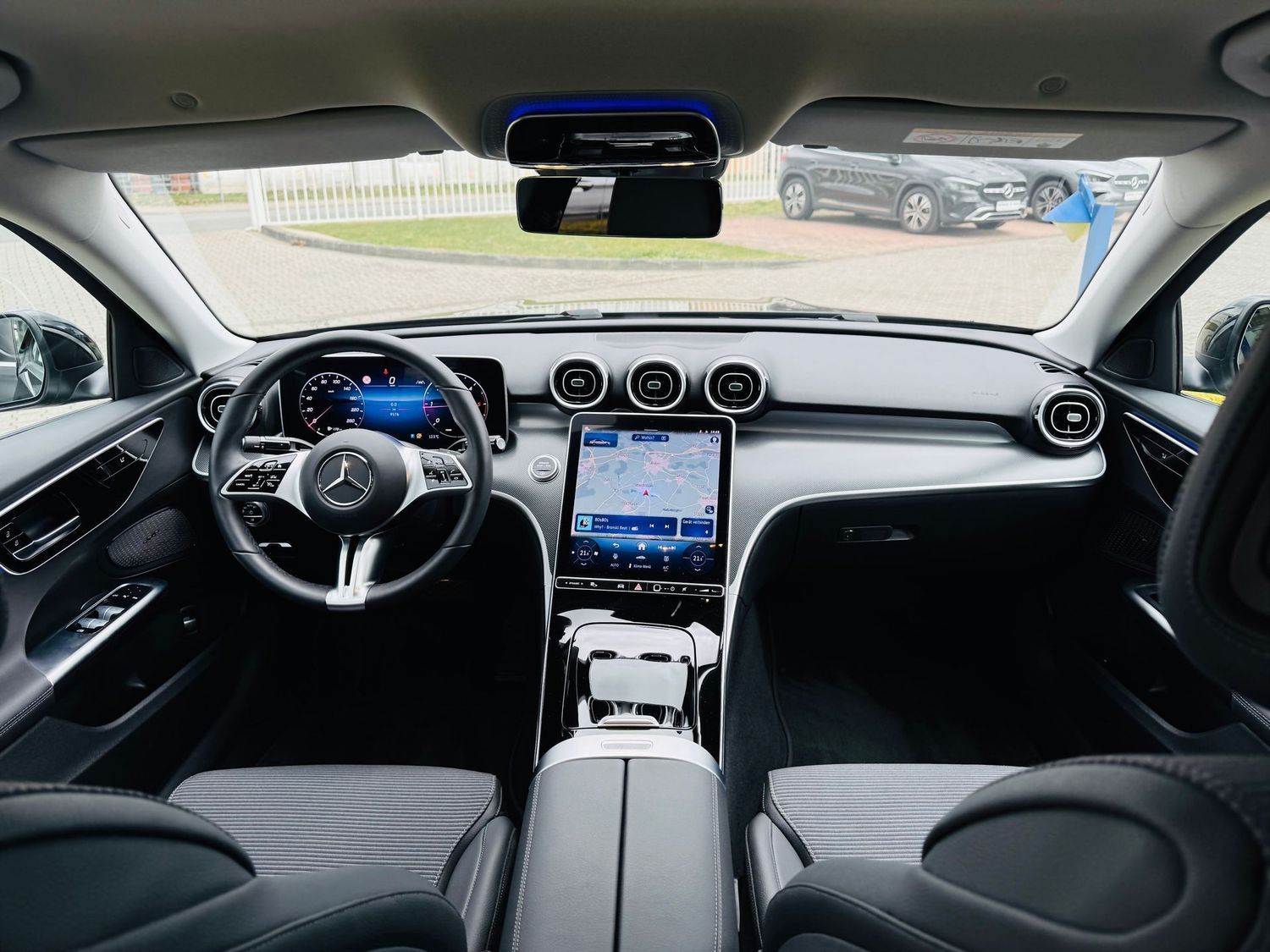 Fahrzeugabbildung Mercedes-Benz C 220 d AVANTGARDE, 360°, AHK, LED, PTS, Navi, S