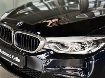 Fahrzeugabbildung BMW 530d M Sport ACC Kamera HUD HiFi AHK Komfort