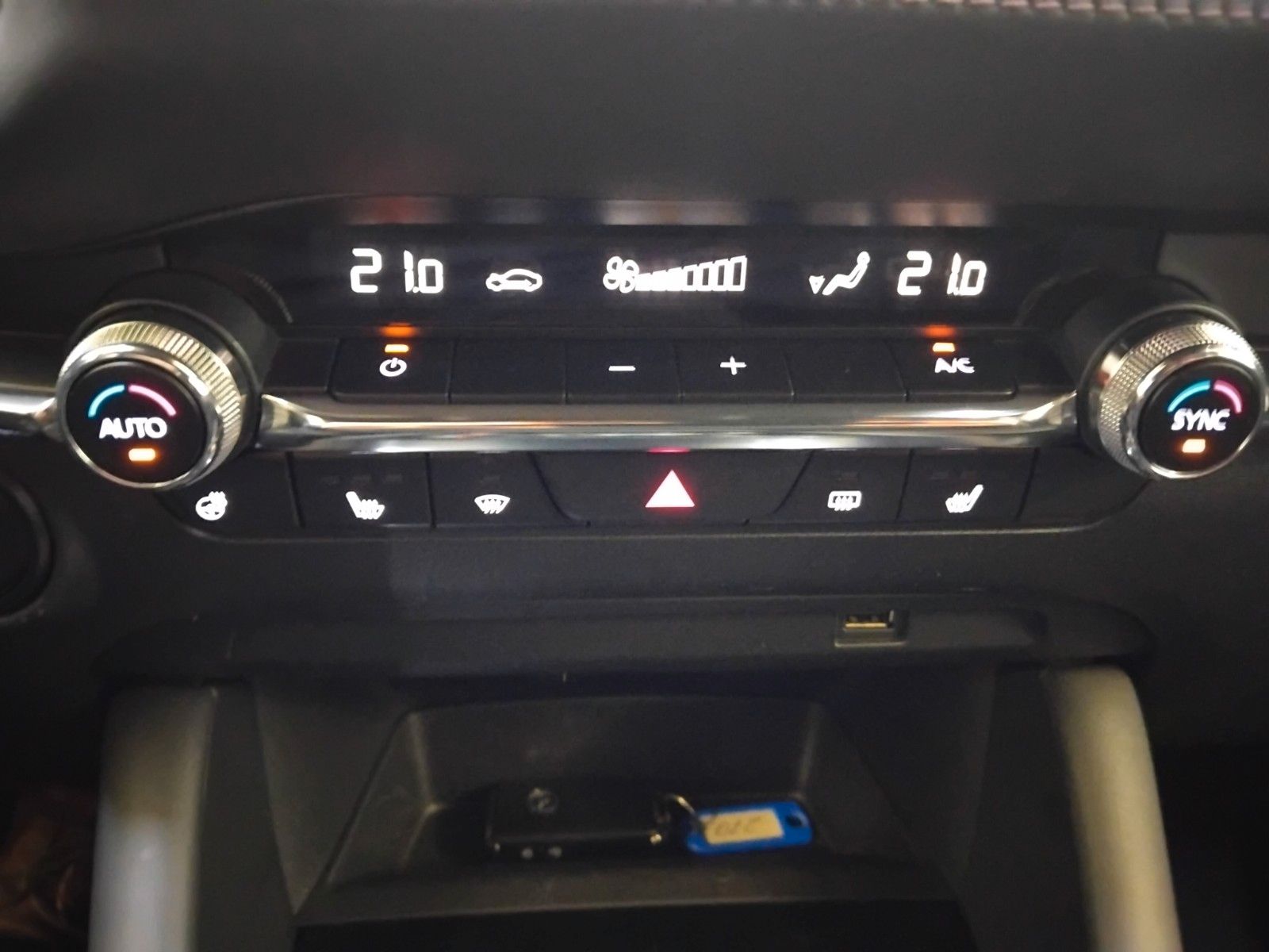 Mazda 3 (09/2019, Benzin)