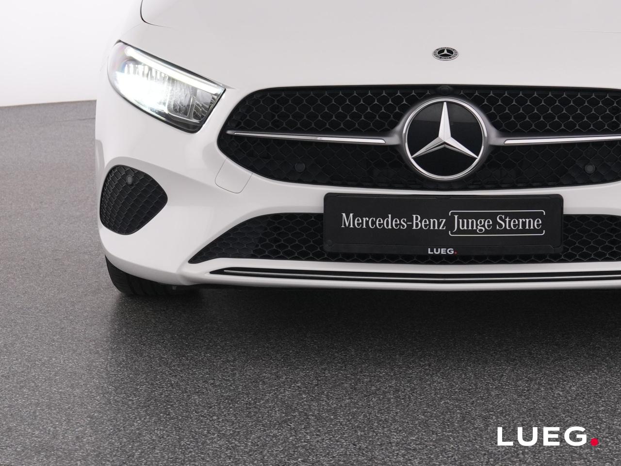 Mercedes-Benz A-Class d Progressive+MBUX+Pano+LED-HP+AHK+SHZ+RFK, миниатюра 17