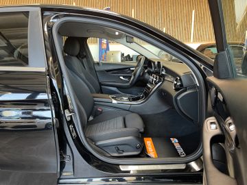 Mercedes-Benz C 220 d 4Matic *1.HAND*19%MW*NAVI*KLIMA*PDC*TEMP