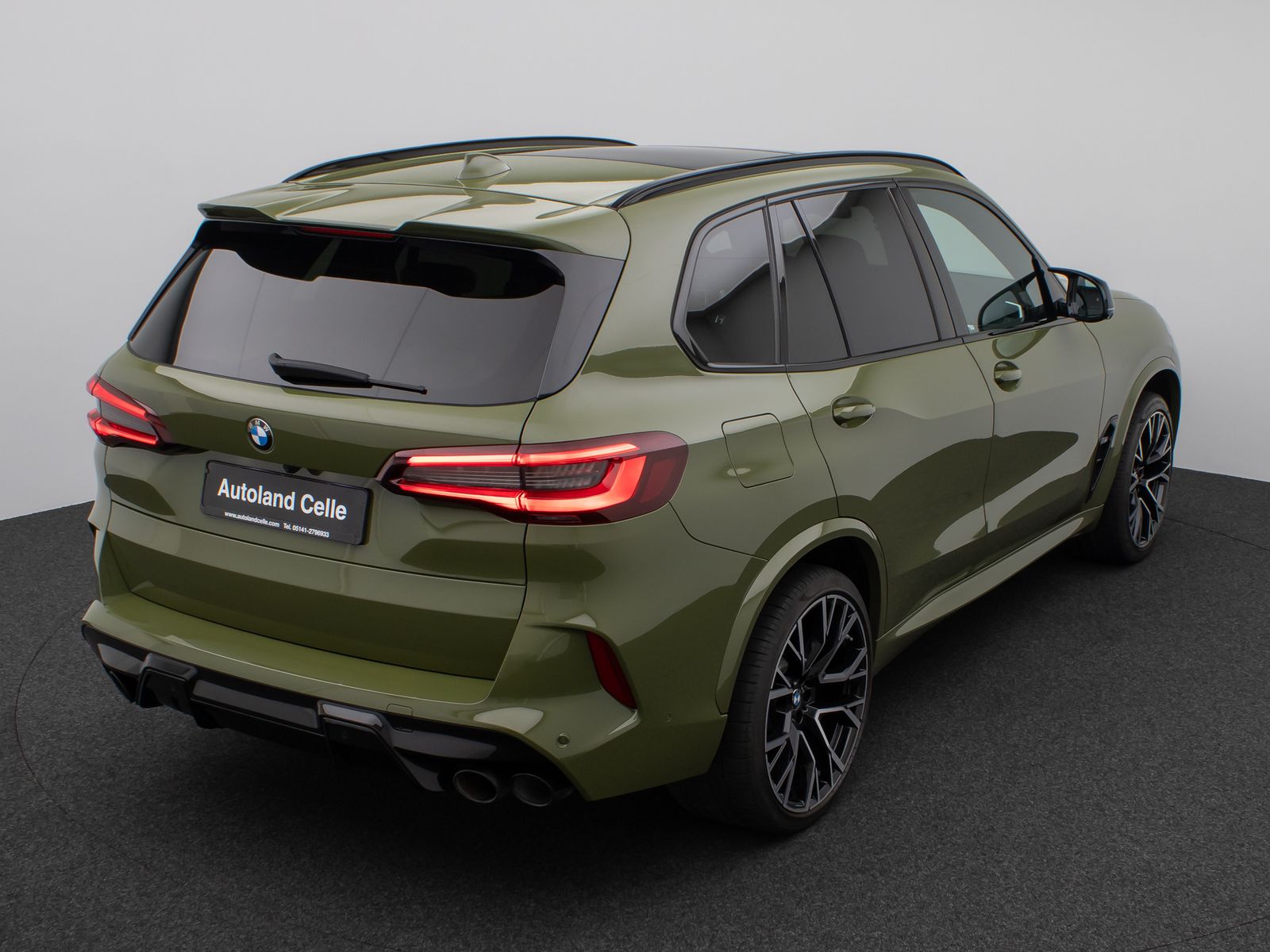 Fahrzeugabbildung BMW X5 M Competition Panorama 360°B&W IndividualVoll