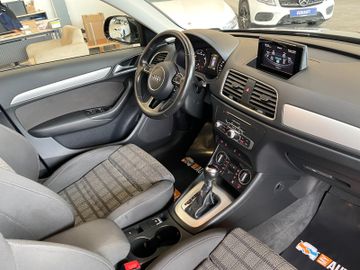 Audi Q3 *Sport*1. Hand*Klima*Navi*PDC*