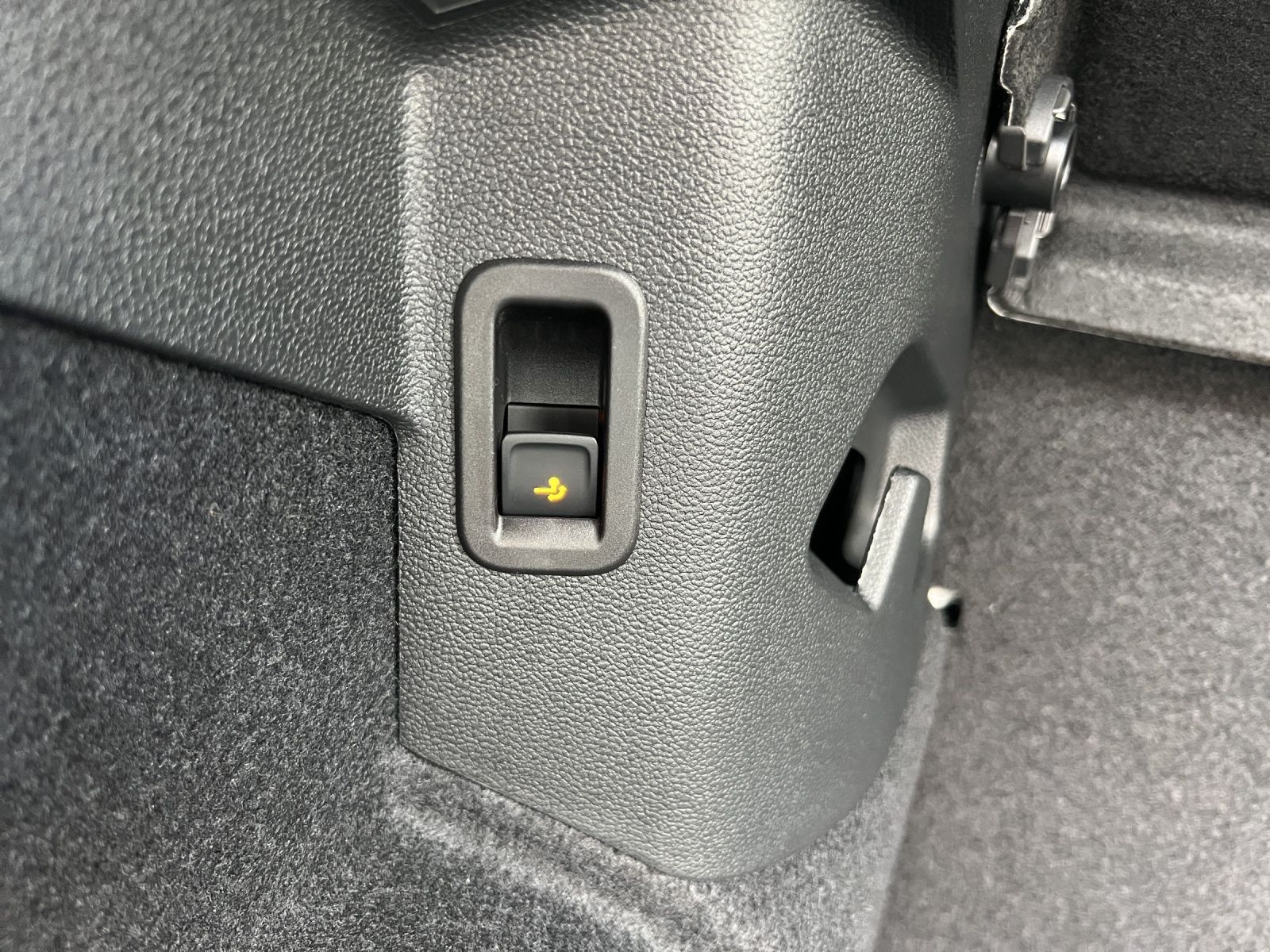 Golf VIII GTE 1.5 TSI eHybrid DSG AHK*Navi*LED