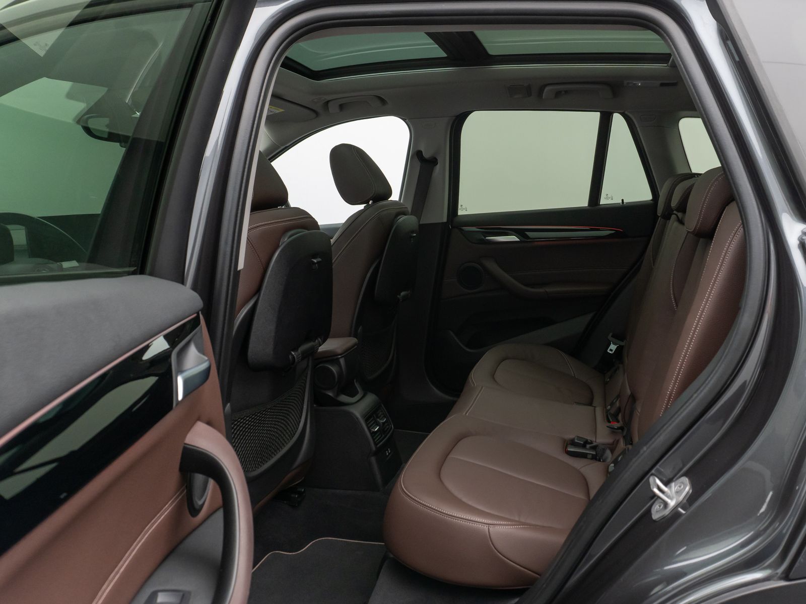 Fahrzeugabbildung BMW X1 xD20d Sport Line Kamera Panorama HUD DAB AHK