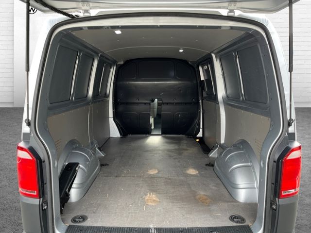 Fahrzeugabbildung Volkswagen T6 Transporter Kasten langer Radstand 2.0 TDI KL