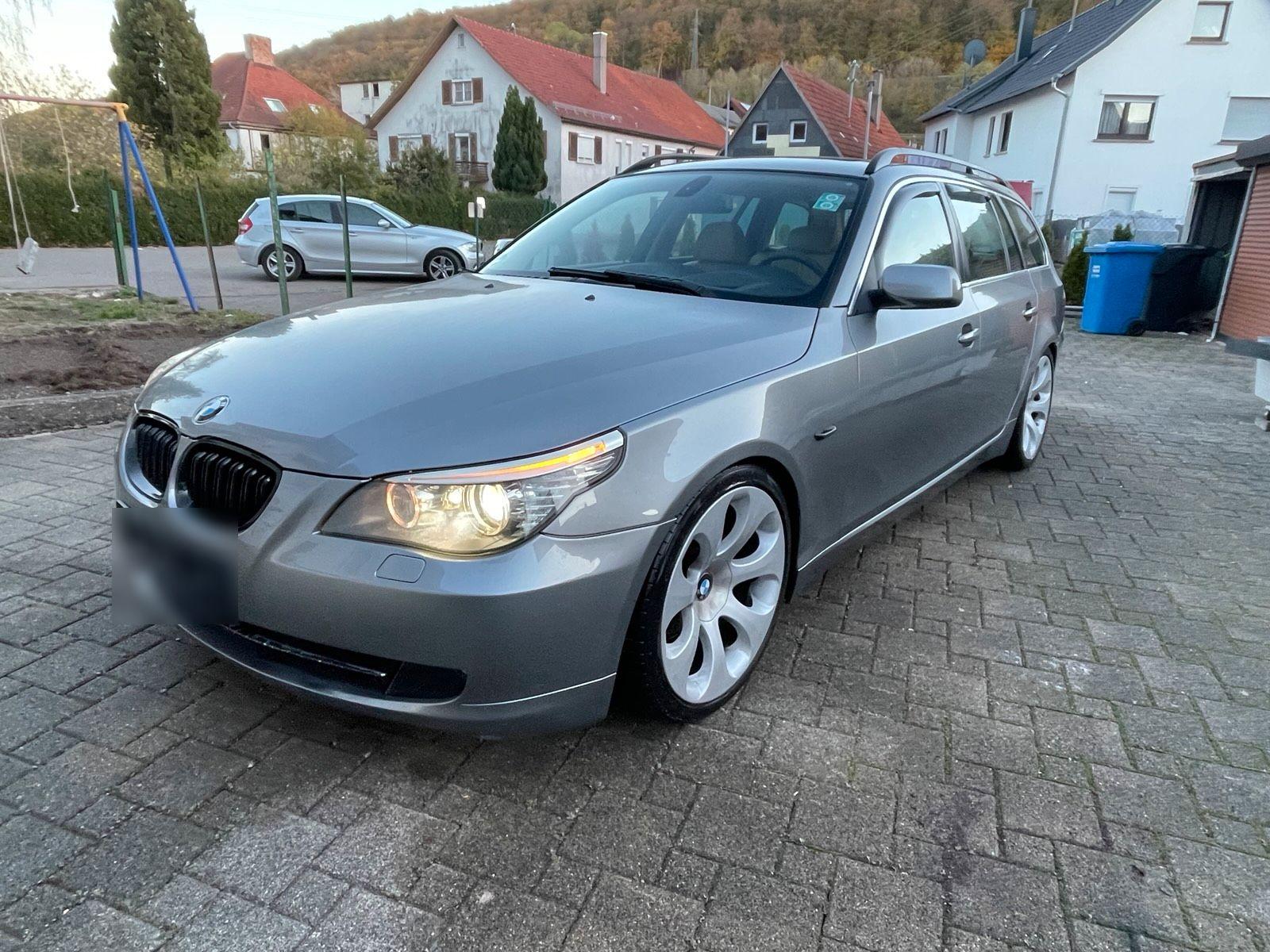 BMW 525 2007 — rear view