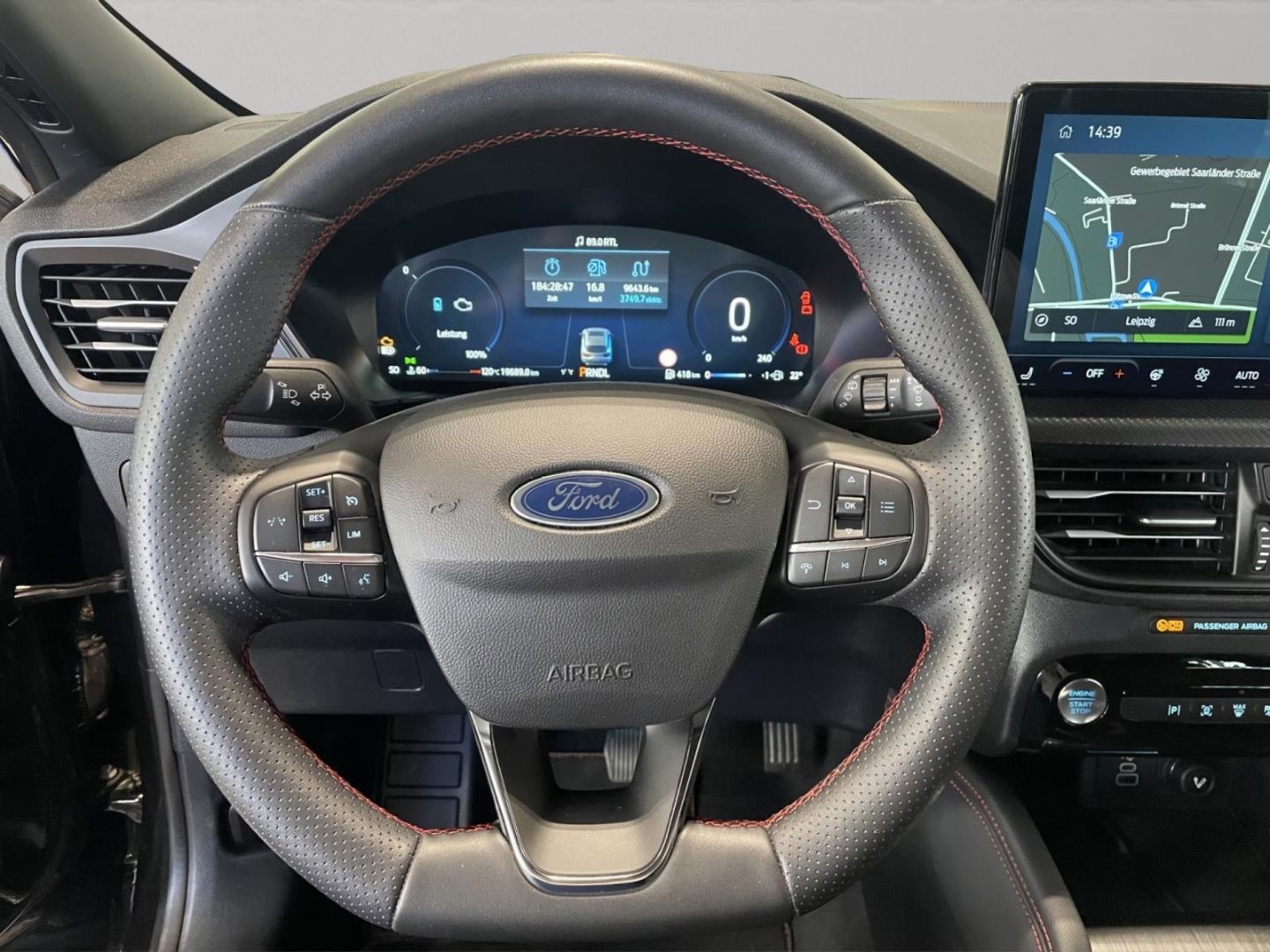 Fahrzeugabbildung Ford Kuga Hybrid ST-Line Navi Digitales Cockpit LED