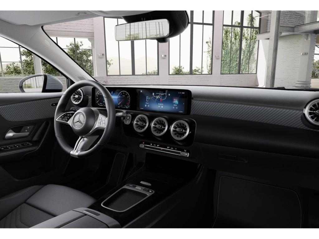 Mercedes-Benz A 220