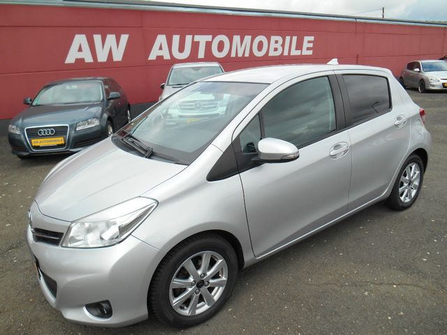 Toyota Yaris Cool  Service+Allwettereifen neu