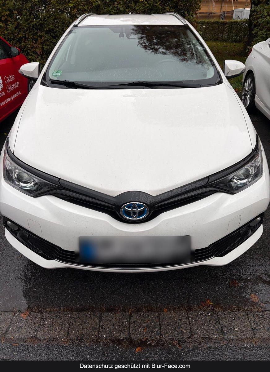 Toyota Auris Touring Sports