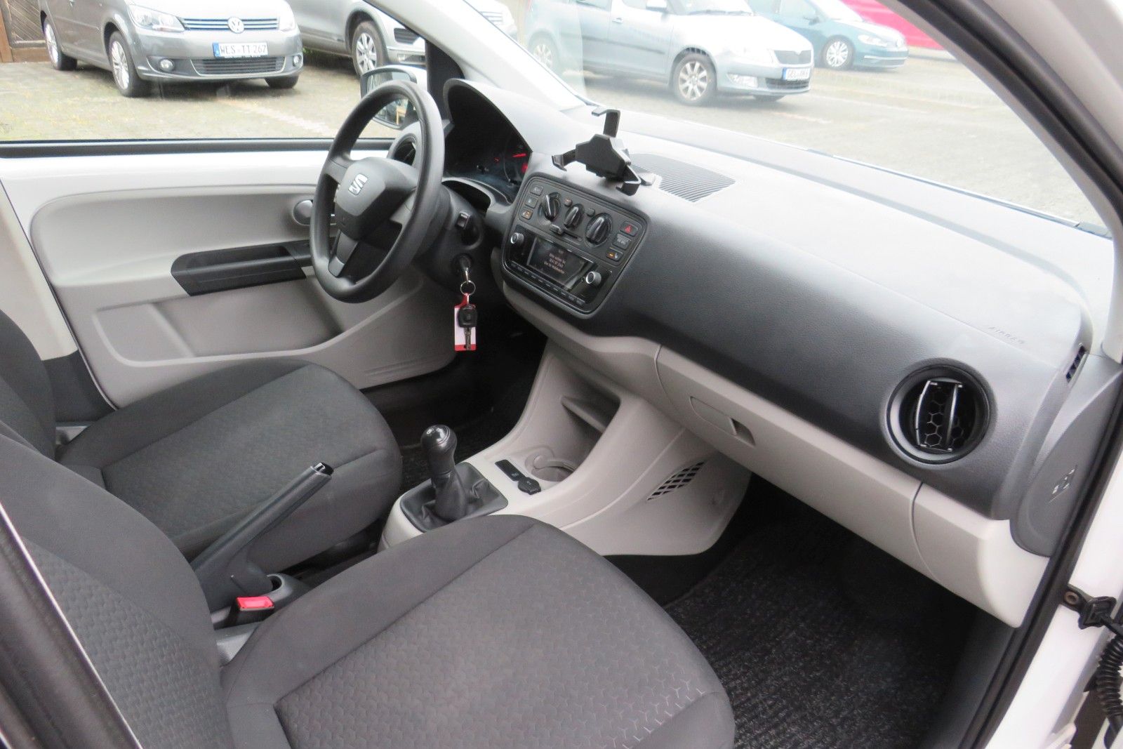 Fahrzeugabbildung SEAT Mii Style 4T KLIMA SITZH. MAPS&MORE 1.HD