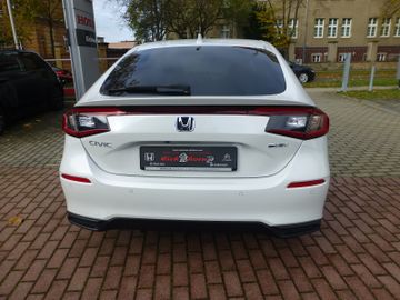 Honda Civic e:HEV 2,0 i-MMD Hybrid Sport