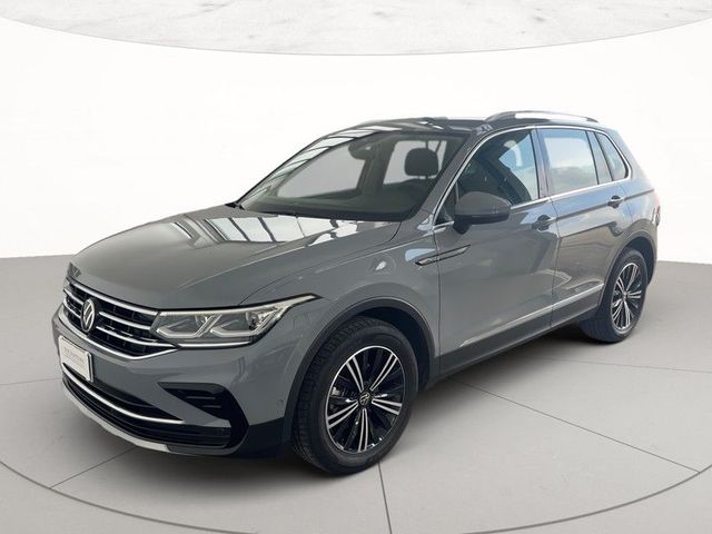 Volkswagen Tiguan 1.5 tsi elegance 150cv dsg