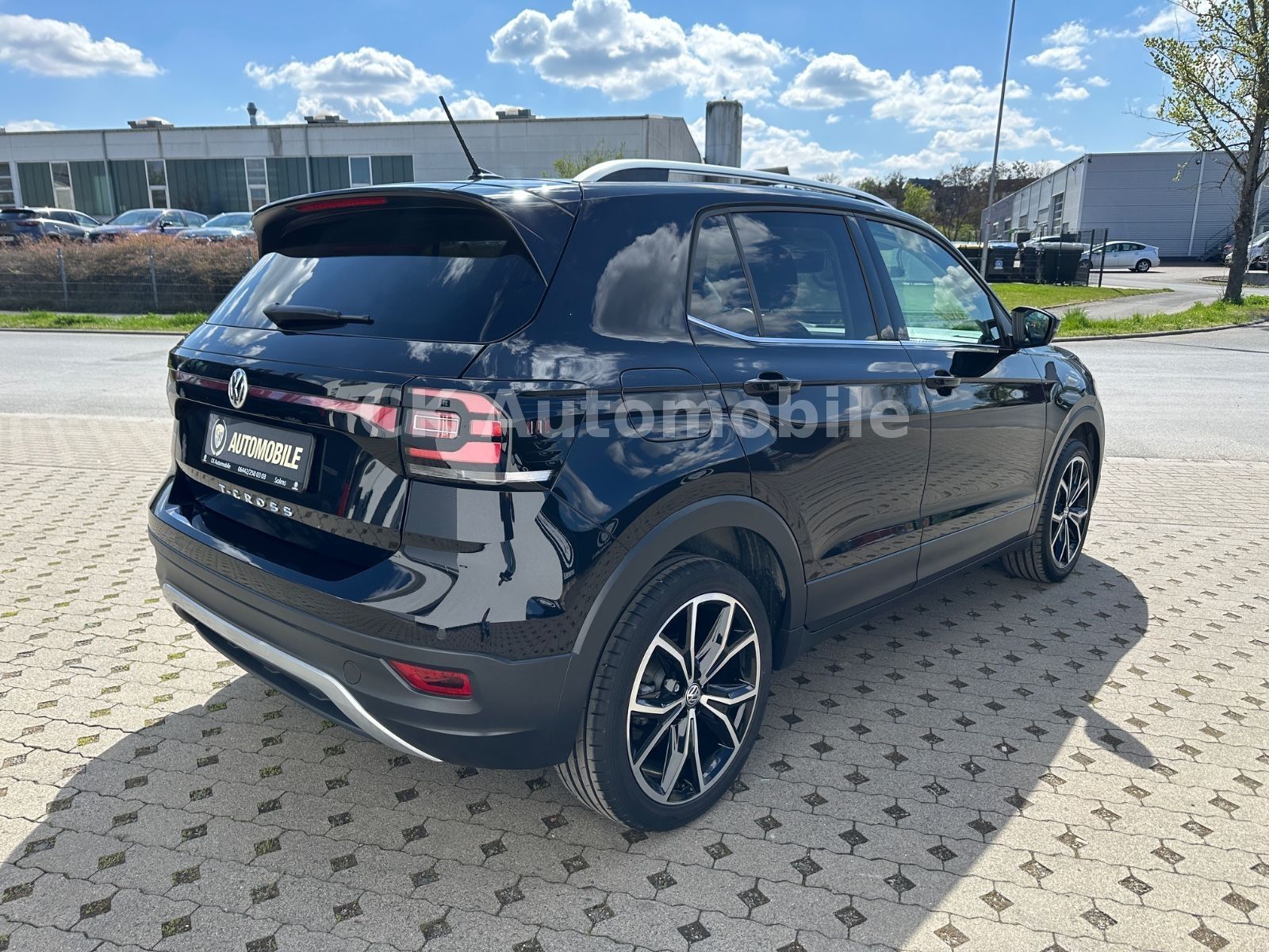 Fahrzeugabbildung Volkswagen T-Cross 1.0 TSI Style Highline DSG/LED/ACC/PDC