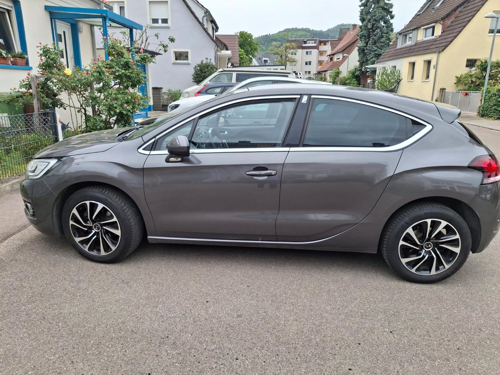 DS Automobiles DS4 Business Class BlueHDi 150 Stop&Start Bu...
