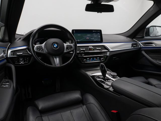 Foto Nummer 38: BMW 540d